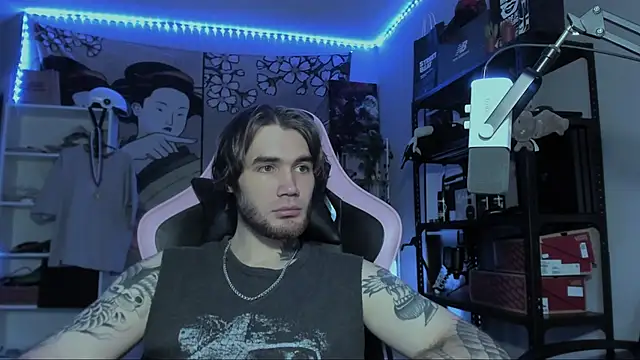 Snapshot of Go_V_Cs chatting on 4, 11, 2025 Go V Cs online show from 4, 11, 2025