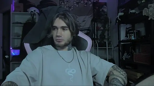 Snapshot of Go_V_Cs chatting on 23, 11, 2025 Go V Cs online show from 23, 11, 2025