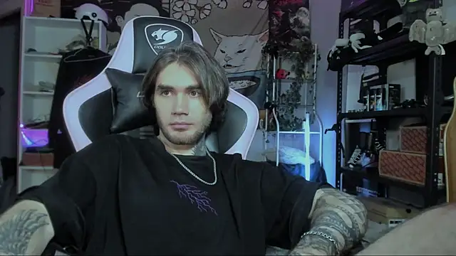 Snapshot of Go_V_Cs chatting on 29, 11, 2025 Go V Cs online show from 29, 11, 2025