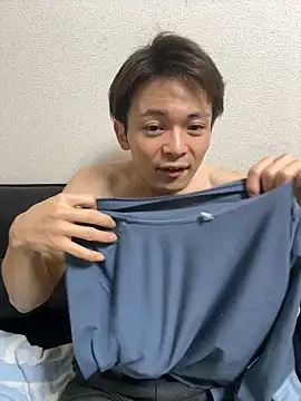 Snapshot of miyabi_yabi chatting on 4, 12, 2025 miyabi yabi online show from 4, 12, 2025