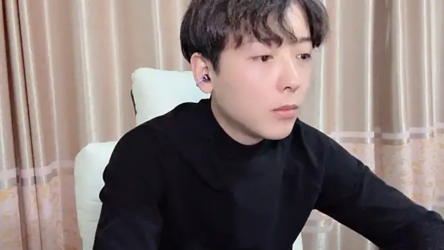 Snapshot of xiaoxiao1025 chatting on 26, 10, 2025 xiaoxiao1025 online show from 26, 10, 2025