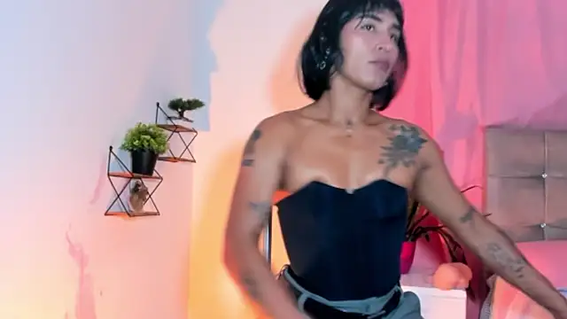 Snapshot of nahomi28_ chatting on 31, 10, 2025 nahomi28 online show from 31, 10, 2025