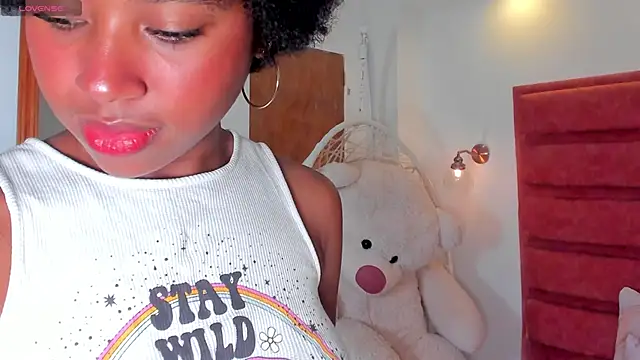 Snapshot of violeta_ruizz chatting on 6, 11, 2025 violeta ruizz online show from 6, 11, 2025