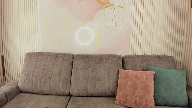 NhoanBrunette online show from 17, 2, 2026