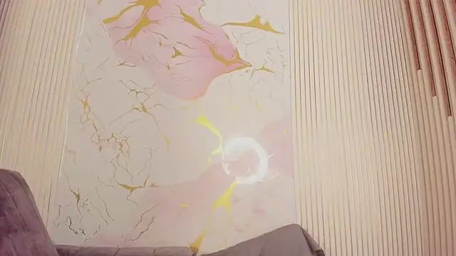 NhoanBrunette online show from 16, 4, 2026