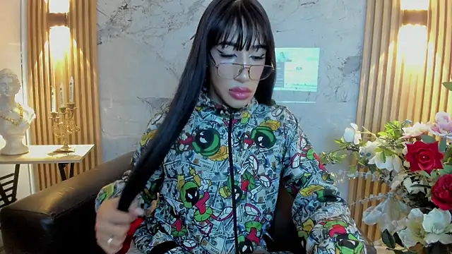 Snapshot of Nayla_Monroee chatting on 29, 10, 2025 Nayla Monroee online show from 29, 10, 2025