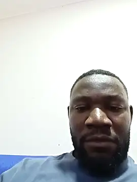 Snapshot of shoodly99 chatting on 25, 11, 2025 shoodly99 online show from 25, 11, 2025