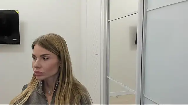 Snapshot of LinaBey chatting on 30, 10, 2025 LinaBey online show from 30, 10, 2025