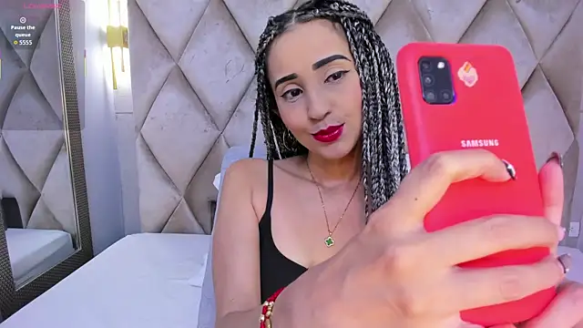 Snapshot of violett_rabbit_ chatting on 27, 11, 2025 violett rabbit online show from 27, 11, 2025