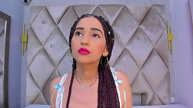 violett rabbit  online show from 6, 3, 2026