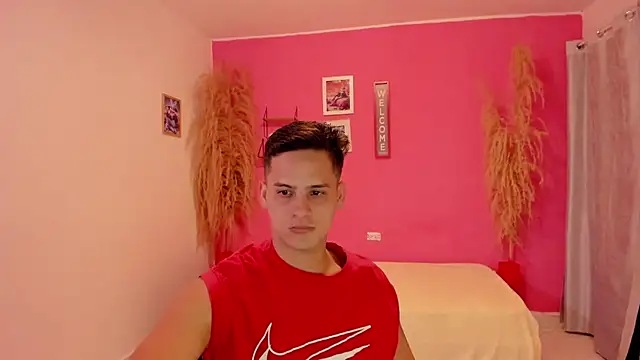 elmasmas01 online show from 6, 11, 2025