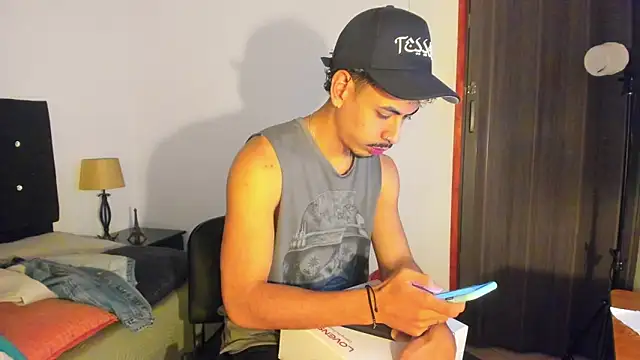 Snapshot of marlon_texeira chatting on 26, 10, 2025 marlon texeira online show from 26, 10, 2025