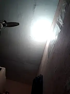 Snapshot of CUTE-GIRL-1 chatting on 28, 11, 2025 CUTE-GIRL-1 online show from 28, 11, 2025