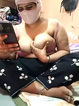 CUTE-GIRL-1 online show from 3, 2, 2026