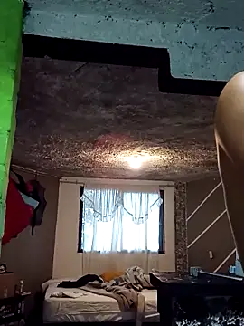 SkinniYamo online show from 27, 3, 2026