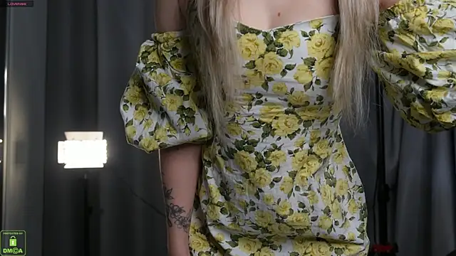 Snapshot of Hochu_Labubu chatting on 30, 10, 2025 Hochu Labubu online show from 30, 10, 2025