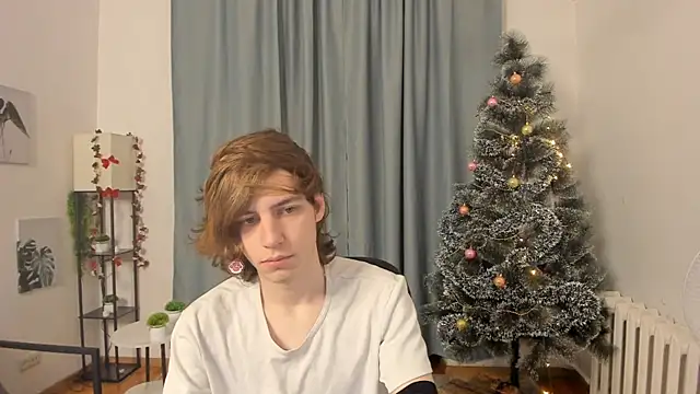 AvenGlow online show from 21, 12, 2025