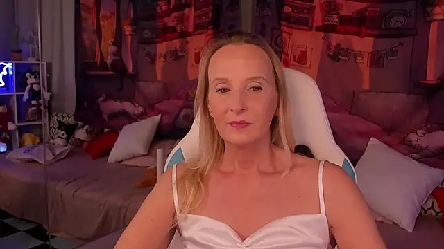 Snapshot of ScarlettPalmer chatting on 12, 11, 2025 ScarlettPalmer online show from 12, 11, 2025