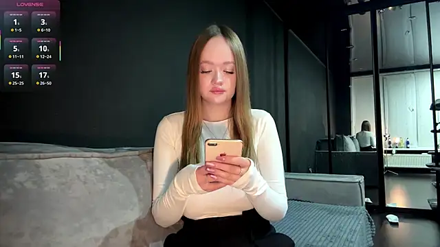 Snapshot of SecretGerl_baby2007 chatting on 8, 1, 2026 SecretGerl baby2007 online show from 8, 1, 2026