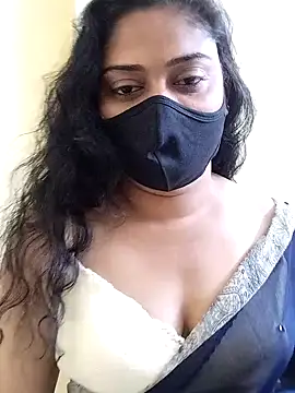 Snapshot of girl999 chatting on 16, 11, 2025 girl999 online show from 16, 11, 2025