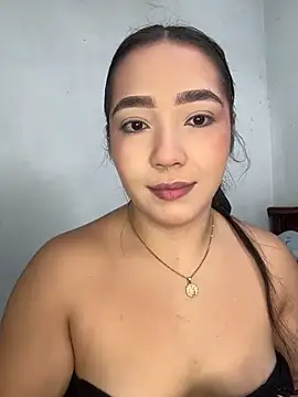 Snapshot of Hannahpradaa_ chatting on 4, 12, 2025 Hannahpradaa online show from 4, 12, 2025