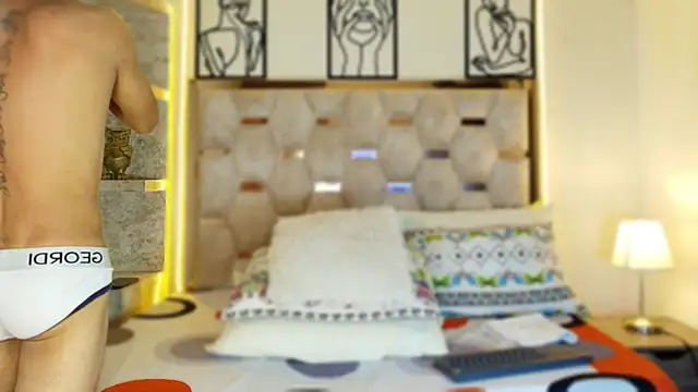 Andrew Haalls online show from 21, 12, 2025