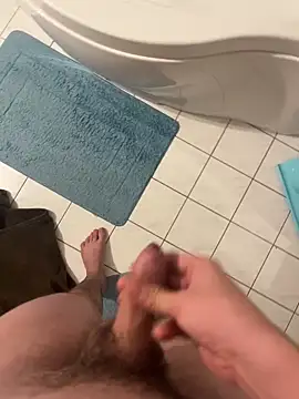 Snapshot of Goldendickinyou chatting on 10, 2, 2026 Goldendickinyou online show from 10, 2, 2026