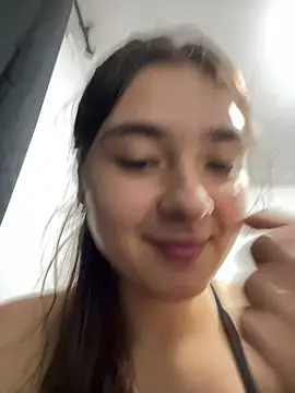 Snapshot of Valentina_ro chatting on 22, 11, 2025 Valentina ro online show from 22, 11, 2025