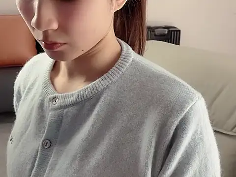 Snapshot of lvy-002 chatting on 5, 12, 2025 lvy-002 online show from 5, 12, 2025