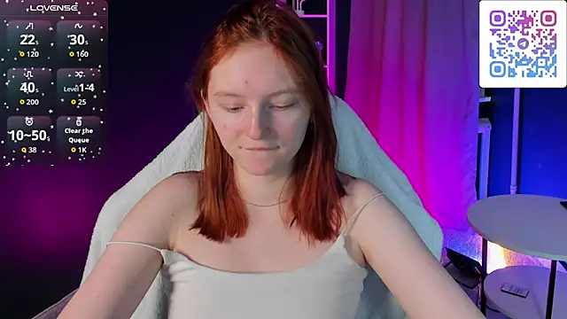 Snapshot of AngelWisee chatting on 20, 12, 2025 AngelWisee online show from 20, 12, 2025