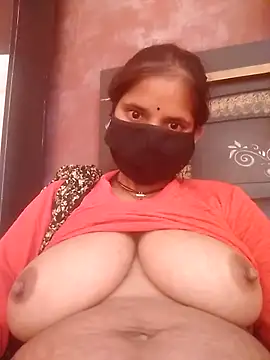 Snapshot of Homa6060 chatting on 4, 12, 2025 Homa6060 online show from 4, 12, 2025