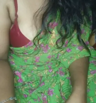 Snapshot of shreyareddy99 chatting on 9, 11, 2025 shreyareddy99 online show from 9, 11, 2025