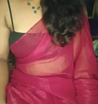 Snapshot of shreyareddy99 chatting on 15, 11, 2025 shreyareddy99 online show from 15, 11, 2025