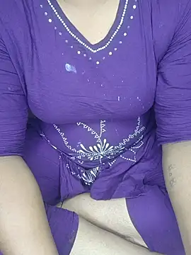 Snapshot of shreyareddy99 chatting on 20, 12, 2025 shreyareddy99 online show from 20, 12, 2025