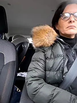 Piediniecollant online show from 15, 1, 2026