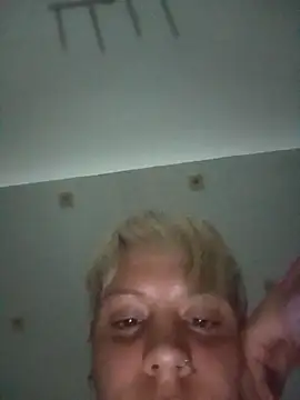 Snapshot of kellyMatsumoto chatting on 27, 10, 2025 kellyMatsumoto online show from 27, 10, 2025