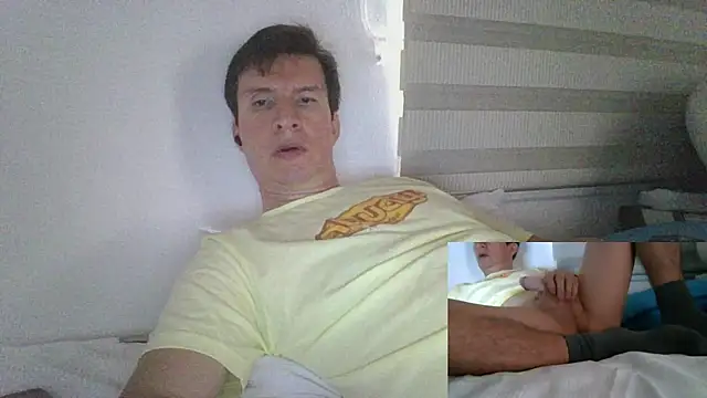 carliesexyman online show from 27, 10, 2025