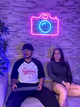 Noa N Luxy online show from 3, 12, 2025