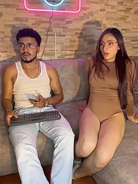 Noa N Luxy online show from 17, 12, 2025