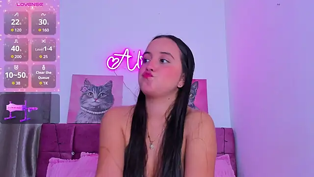 Snapshot of alissonsweet18 chatting on 15, 5, 2026 alissonsweet18 online show from 15, 5, 2026