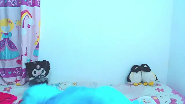 Snapshot of Miiku_kita chatting on 31, 10, 2025 Miiku kita online show from 31, 10, 2025