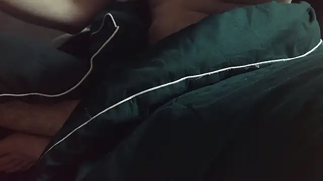 Snapshot of Stripholyday chatting on 11, 11, 2025 Stripholyday online show from 11, 11, 2025