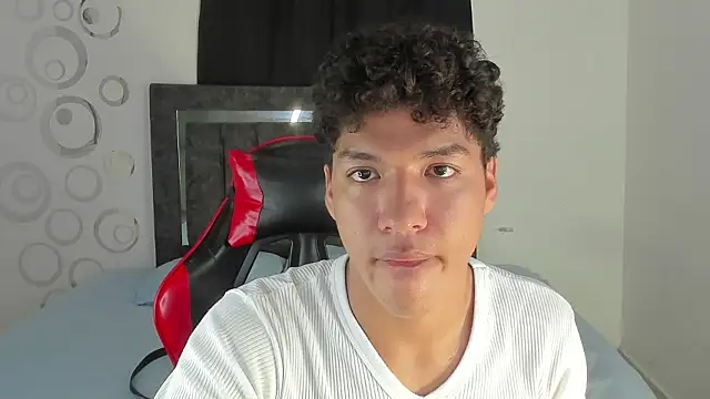 Snapshot of Maximiliano_Khalil chatting on 15, 3, 2026 Maximiliano Khalil online show from 15, 3, 2026
