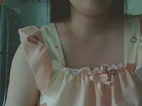 Snapshot of -Lisa-123 chatting on 27, 11, 2025 -Lisa-123 online show from 27, 11, 2025