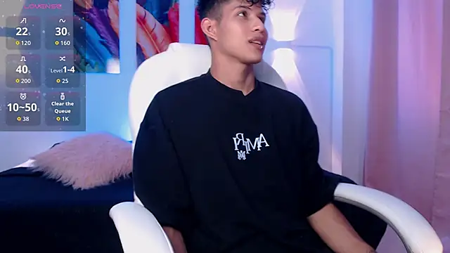 KamiSuarez online show from 17, 3, 2026