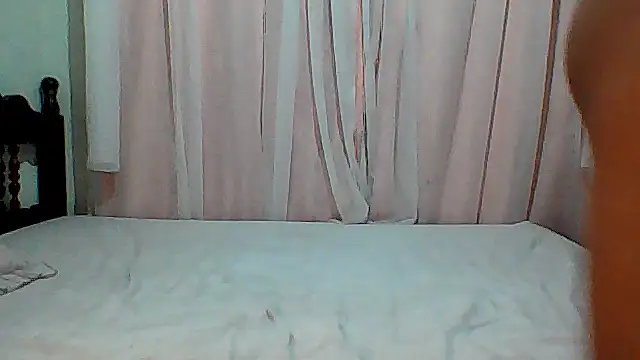 HotGiirl2025 online show from 23, 12, 2025