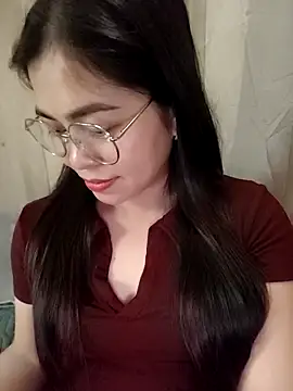 Bamboo-niee123 online show from 8, 4, 2026