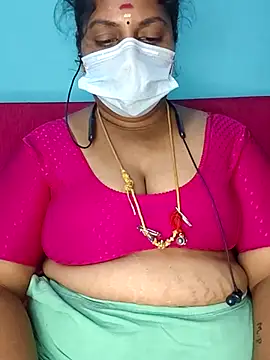 Snapshot of deepikasree143 chatting on 7, 11, 2025 deepikasree143 online show from 7, 11, 2025