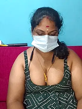 Snapshot of deepikasree143 chatting on 17, 12, 2025 deepikasree143 online show from 17, 12, 2025