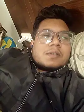 Snapshot of playboy210600 chatting on 14, 11, 2025 playboy210600 online show from 14, 11, 2025